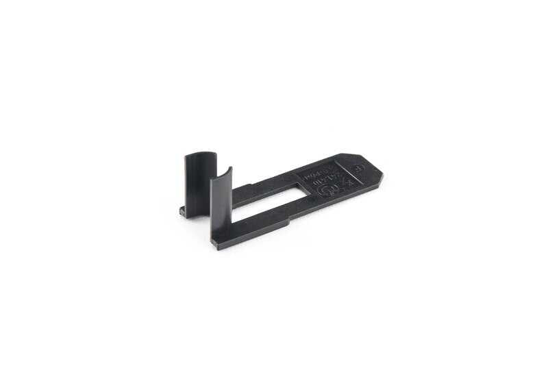 Guía de ajuste respaldo asiento OEM 52107050681 para BMW E46, E63, E64. Original BMW.