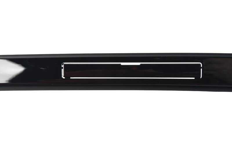 Painted right roof moulding OEM 51138061444 for BMW F80 (3 Series M3). Original BMW.