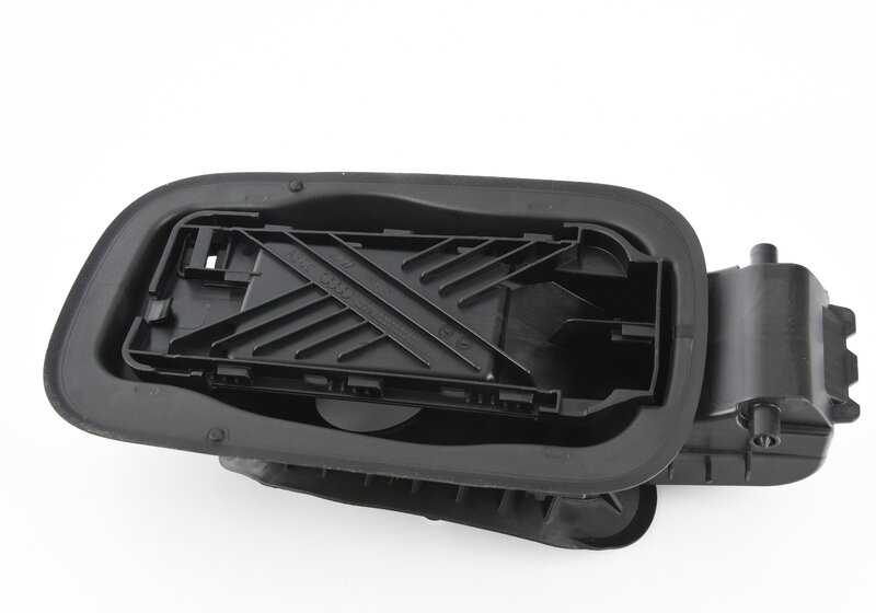 Riscaldamento a sinistra Retroview esterno OM 51167890825 per BMW E46 (316i AL11, AL21, AL51, AL55, AX31, AX41, AY11, AY15, AY31, AY41). Finitura nera luminosa. BMW originale.