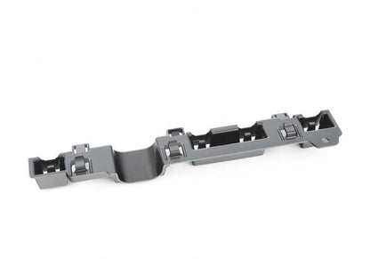 Soporte derecho de faldón lateral OEM 51777429054 para BMW F91, F92, F93, G14, G15, G16. Original BMW.