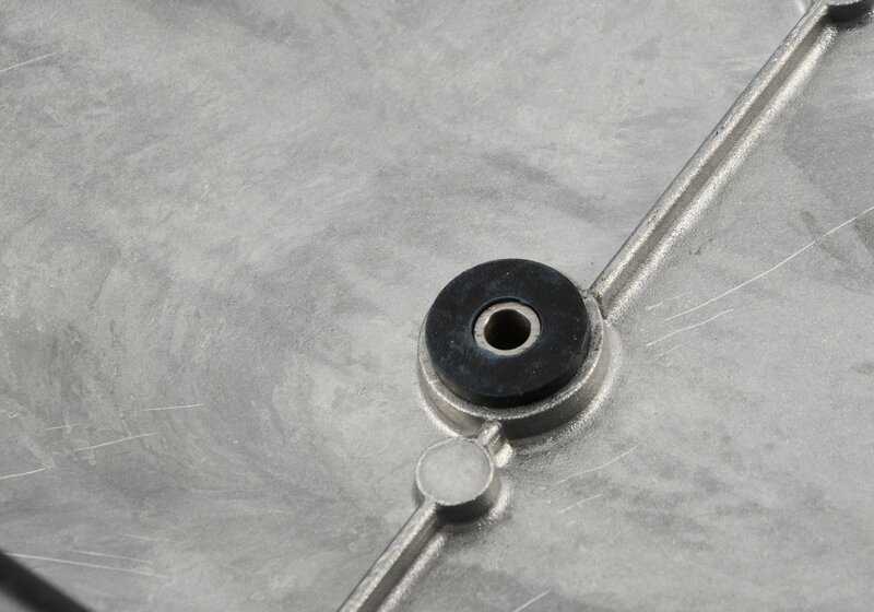 Tapa de balancines OEM 11142241059 para BMW E30, E28, E34. Original BMW.