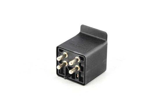 Relé de motor eléctrico OEM 34511179403 para BMW E30. Controla funciones del sistema ABS. Recambio original BMW.