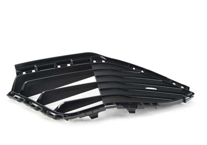 Rejilla de entrada de aire parcial derecha OEM 51117450646 para BMW G22, G23. Original BMW.
