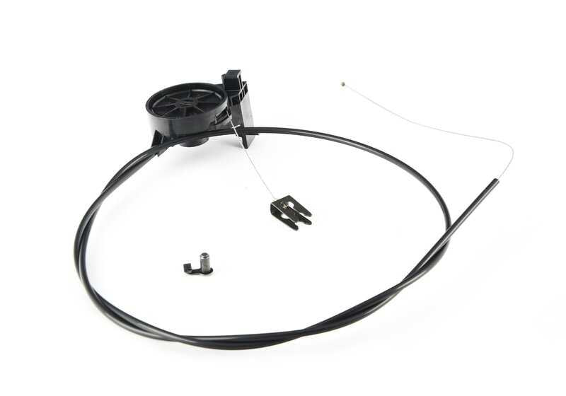 Bowden right OEM 72118125858 for BMW 5 E39 series and 7 E38 series. Original BMW piece for front safety belt mechanism.