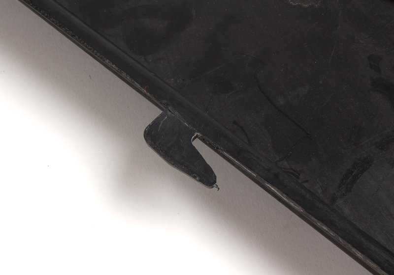 Cubierta izquierda del paso de rueda OEM 51718218119 para BMW E46. Pieza original BMW.