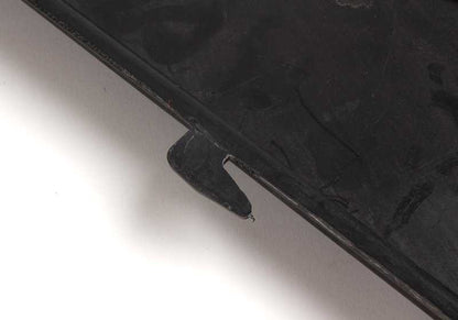 Cubierta izquierda del paso de rueda OEM 51718218119 para BMW E46. Pieza original BMW.