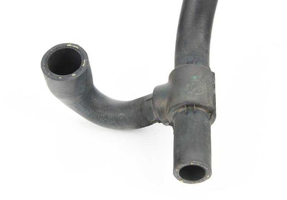 Tubo de retorno OEM 11532243658 para BMW E34. Original BMW.