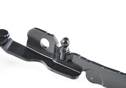 Bisagra de tapa de portamaletas derecha OEM 41627028580 para BMW Serie 3 E46. Original BMW.