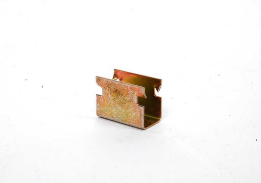 Clip de sujeción OEM 61131925120 para BMW E30, E34, E39, E85. Compatible con múltiples elementos del interior y carrocería. Original BMW.