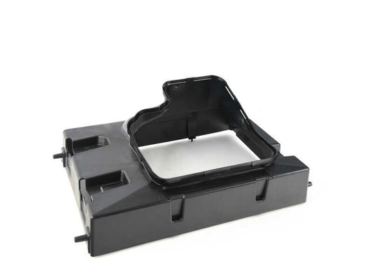 Air duct released for BMW F95, F95N, F96, F96N, G09 (OEM 51748076934). Original BMW.