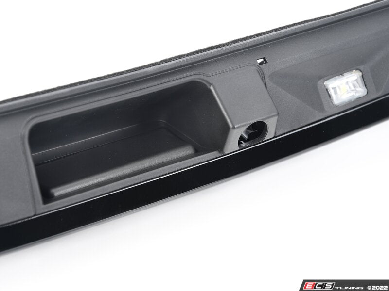 Agarradero de tapa de portamaletas trasero OEM 51135A45680 para MINI Countryman F60, F60 LCI y más. Original MINI