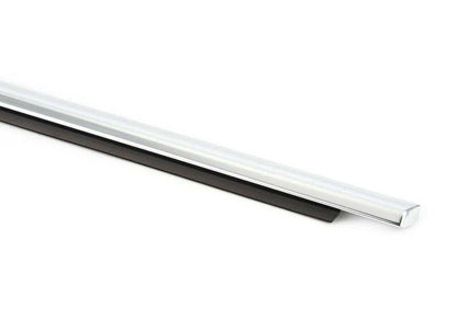 Cubierta pozo exterior derecho OEM 51348194774 para BMW Serie 3 E46 316i, 318i, 320d... y más. Original BMW.