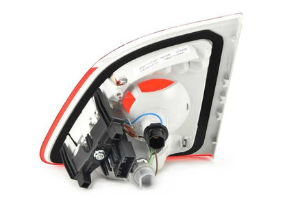 Piloto trasero izquierdo portón OEM 63217177697 para BMW E61. Compatible con todos los modelos BMW Serie 5 Touring E61 de 2007 a 2010. Original BMW.
