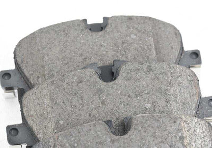 Kit de pastillas de freno sin amianto OEM 34106888777 para BMW 2er G42, 3er G20/G20N/G21/G21N/G28/G28N, 4er G22/G22N/G23/G23N/G26/G26N, X3 G01/G01N, X4 G02/G02N, Z4 G29. Original BMW.