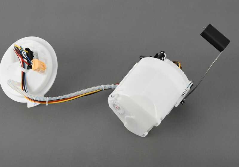 Bomba de combustible OEM 16119468602 para BMW G30, G31, G32, G14, G15, G16. Original BMW.