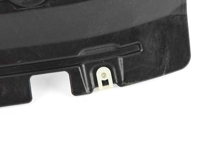 Cubierta inferior del motor OEM 51758060098 para BMW F91, F92, F93 M8 Competition. Pieza original BMW.