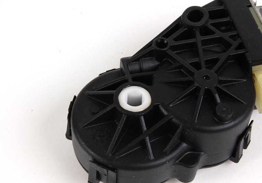 Motor de apertura de tapa del maletero (capota) OEM 67618380036 para BMW E46. Original BMW.