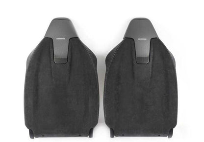 Respaldo asiento M Performance OEM 52105A40304 para BMW G20 {316d, 318d}. Acabado en carbono brillante y Alcantara. Mejora estética interior con estilo deportivo. Original BMW.