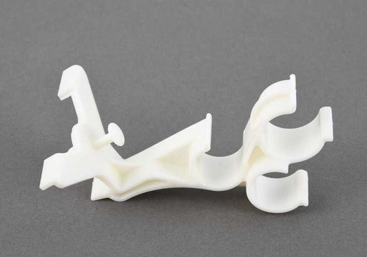 Soporte del radiador OEM 17128670903 para BMW 5er F90 M5 (todos los modelos) y G30 520e/520i (todos los modelos). Compatible con versiones automáticas y tracción total o trasera. Pieza original BMW.
