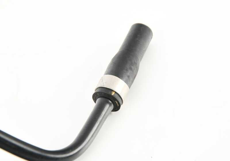 Coolant hose for BMW 5 Series F10, 6 Series F06, F12, F13 (OEM 17122284338). Genuine BMW