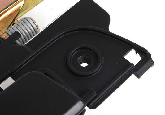 Maneta exterior puerta izquierda OEM 51221928207 para BMW E34 {518i, 520i}. Compatible con modelos fabricados entre 1987 y 1996. Recambio original BMW.