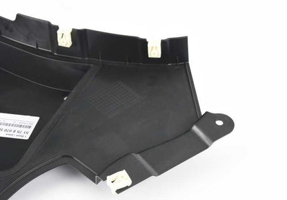 Cubierta paso de rueda inferior derecha OEM 51758070526 para BMW Serie 4 G22 {420d, 420d xDrive, 420i, 420i xDrive} (todos los modelos de 07/2020 a 02/2024). Pieza original BMW.