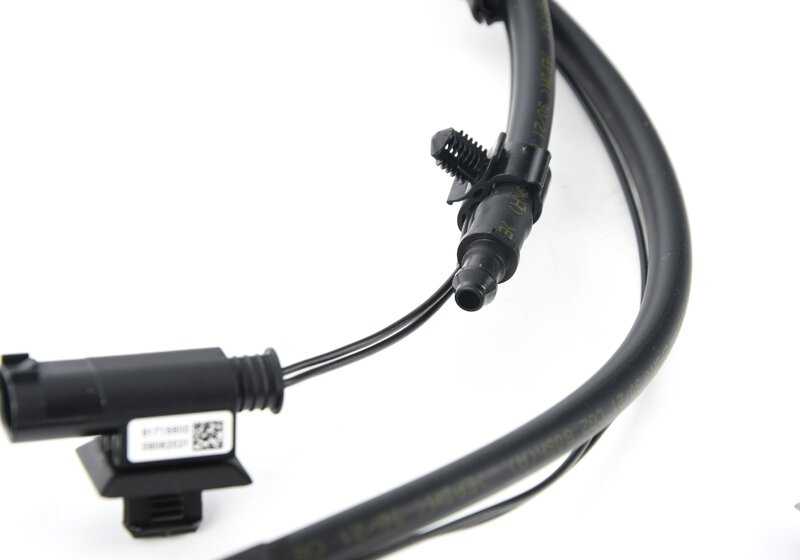 Tubo flexible limpiaparabrisas OEM 61677336079 para MINI F55, F56, F57, F56 BEV… y más. Original MINI.