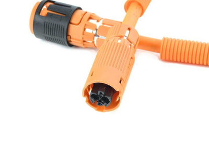 Cable de alta tensión para compresor de aire acondicionado eléctrico OEM 61126840447 para BMW i3 I01 (60Ah, 94Ah, 120Ah) con REX. Modelos compatibles: 1Z41, 1Z42, 1Z81, 1Z82, 7Z41, 7Z42, 8P41, 8P42, 8P81, 8P82. Original BMW.