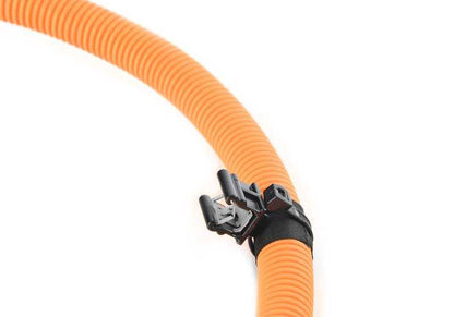 Cable de alta tensión para compresor de aire acondicionado eléctrico OEM 61126840447 para BMW i3 I01 (60Ah, 94Ah, 120Ah) con REX. Modelos compatibles: 1Z41, 1Z42, 1Z81, 1Z82, 7Z41, 7Z42, 8P41, 8P42, 8P81, 8P82. Original BMW.