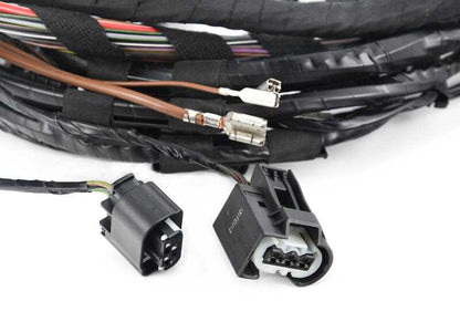 Conjunto de cabos de substituição, área do amortecedor esquerdo para BMW E81, E82, E87, E87N, E88, E90N, E91N, E92, E93 (OEM 61129206018). BMW originais.