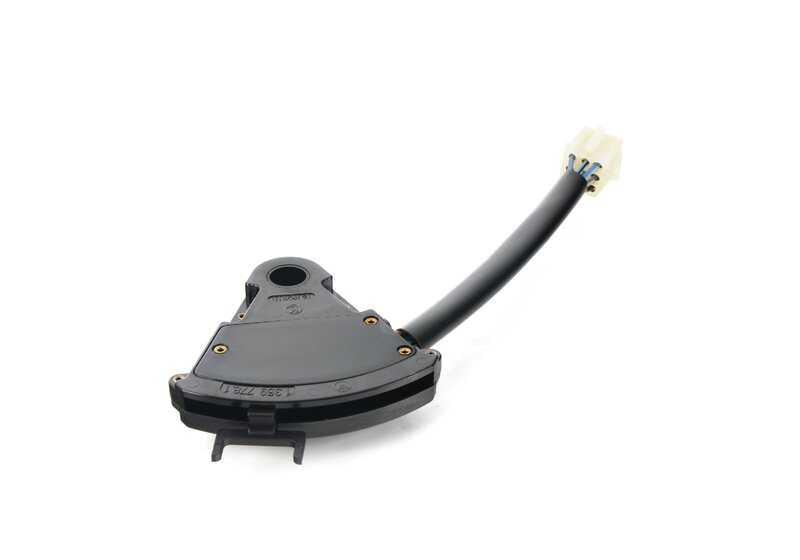 Interruptor de cambio automático OEM 61311359778 para BMW E12, E28, E24 y E23. Original BMW.
