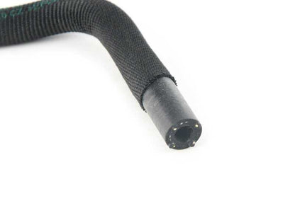 Tubo retorno refrigerante OEM 17122284331 para BMW F10, F06, F12, F13. Recambio original BMW.
