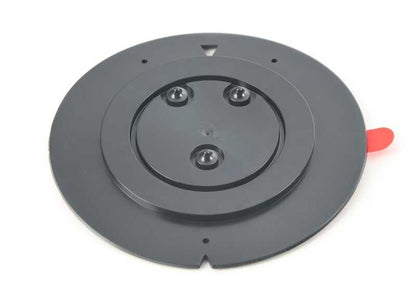Soporte de emblema OEM 51147396324 para BMW i3 {I01} (60Ah, 120Ah, Rex). Compatible con todos los modelos de 2013 a 2022. Pieza original BMW para fijación de insignias o logotipo trasero.