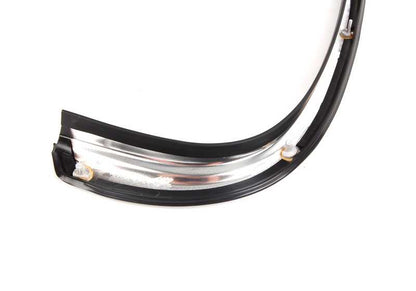 Embellecedor derecho OEM 51132232438 para BMW E34. Original BMW.