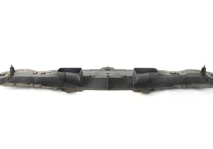 Conducto de aire caliente OEM 64228196096 para BMW E46 {316i, 316Ci} con motor M43 y N40. Compatible con versiones manuales y automáticas. Original BMW.