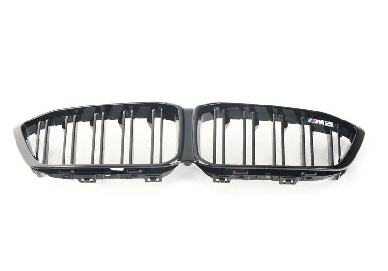 Rejilla decorativa frontal pintada OEM 51135A386B3 para BMW Serie 2 F87N. Original BMW.