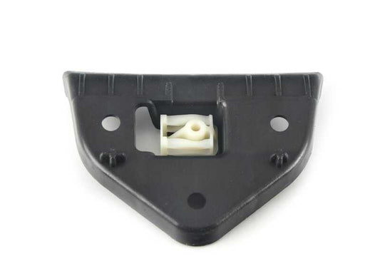 Elemento de fijación OEM 51118083744 para BMW F87. Original BMW.