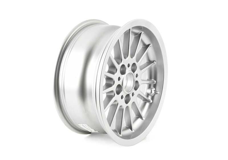 Llanta de aleación Radial Styling 32 OEM 36111093521 para BMW E39. Original BMW.