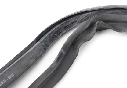 Junta de puerta derecha OEM 51221928710 para BMW E32 730i, 730iA (todos los modelos y variantes indicados). Original BMW.