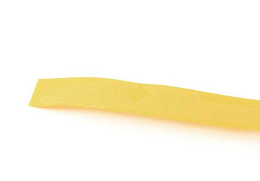 Protector adhesivo derecho OEM 51128064448 para BMW F82 (M4, M4 CS, M4 GTS) y F83 (M4 Cabrio). Original BMW.