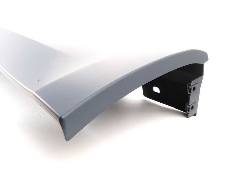 EEM embelezado do lado direito OEM 51777173920 para BMW E92, E92N, E93, E93N. BMW original sobressalente.