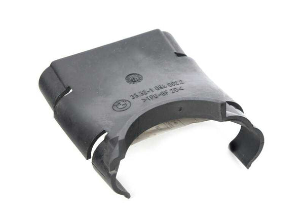 Protector contra salpicaduras trasero derecho OEM 33321094082 para BMW Serie 5 (E39). Original BMW
