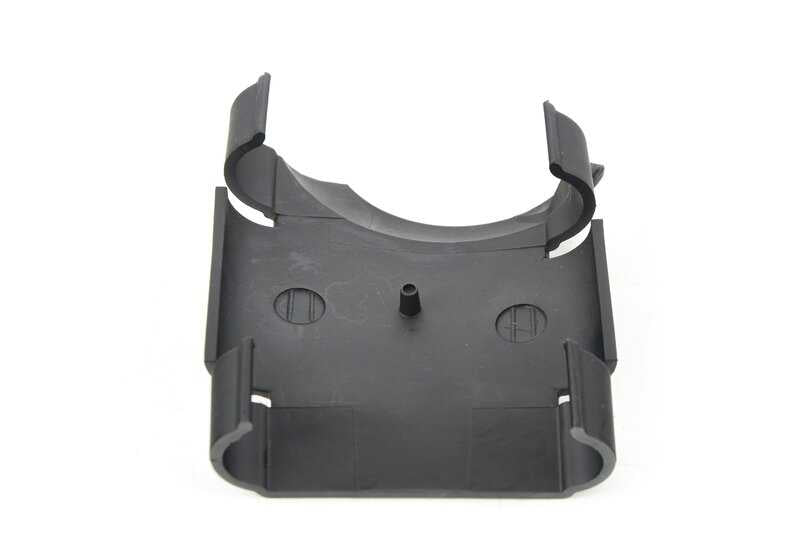 Protector antigravilla trasero izquierdo OEM 33321094081 para BMW E39. Pieza original BMW.