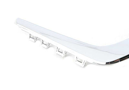 Moldura paragolpes delantera derecha OEM 51117475196 para BMW G11, G12 (todas las versiones: 730d, 730d xDrive, 730i). Original BMW.