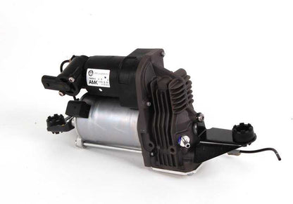 Compresor de suspensión neumática OEM 37106793778 para BMW Serie 5 E61 (520d) modelos compatibles. Original BMW.