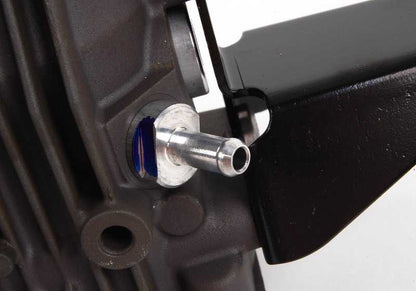 Compresor de suspensión neumática OEM 37106793778 para BMW Serie 5 E61 (520d) modelos compatibles. Original BMW.