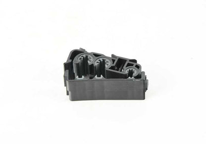 Triple brake pipe bracket for BMW F20, F21, F22, F23, F87, F30, F31, F34, F35, F80, F32, F33, F36, F82, F83 (OEM 34326799264). Original BMW