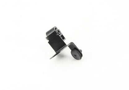 Soporte cable acelerador OEM 65718367173 para BMW E38. Original BMW.