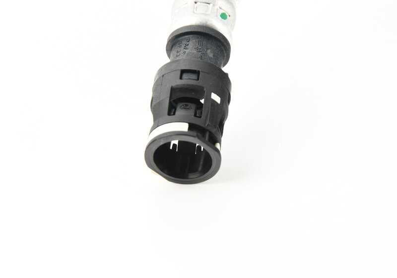 Dynamic Drive Return Pipe for BMW F07, F10, F11, F06, F12, F13, F01N, F02N (OEM 32416793551). Original BMW.