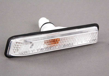Rechte laterale intermittierende OEM 63137164492 für BMW E36 und X5 E53. Original BMW.